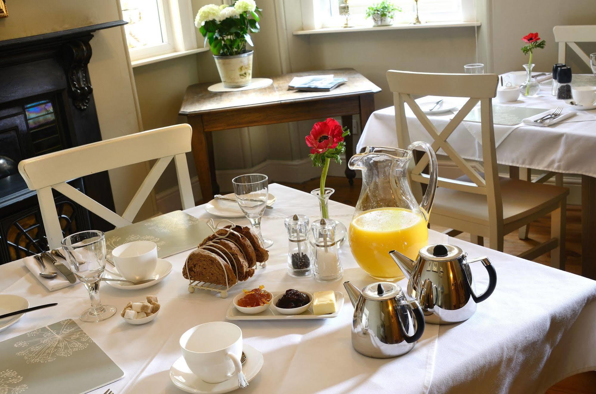 Crosby Bed & Breakfast 彭里斯 外观 照片